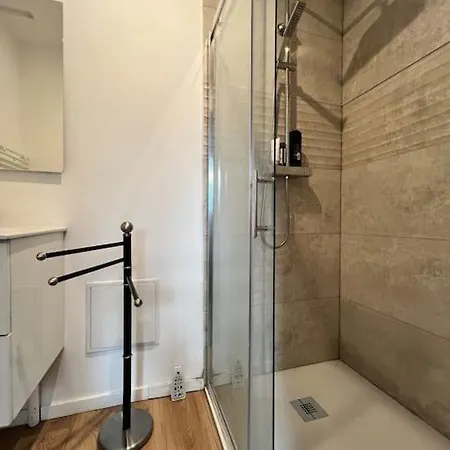 T2 En Plein Centre De アパート *